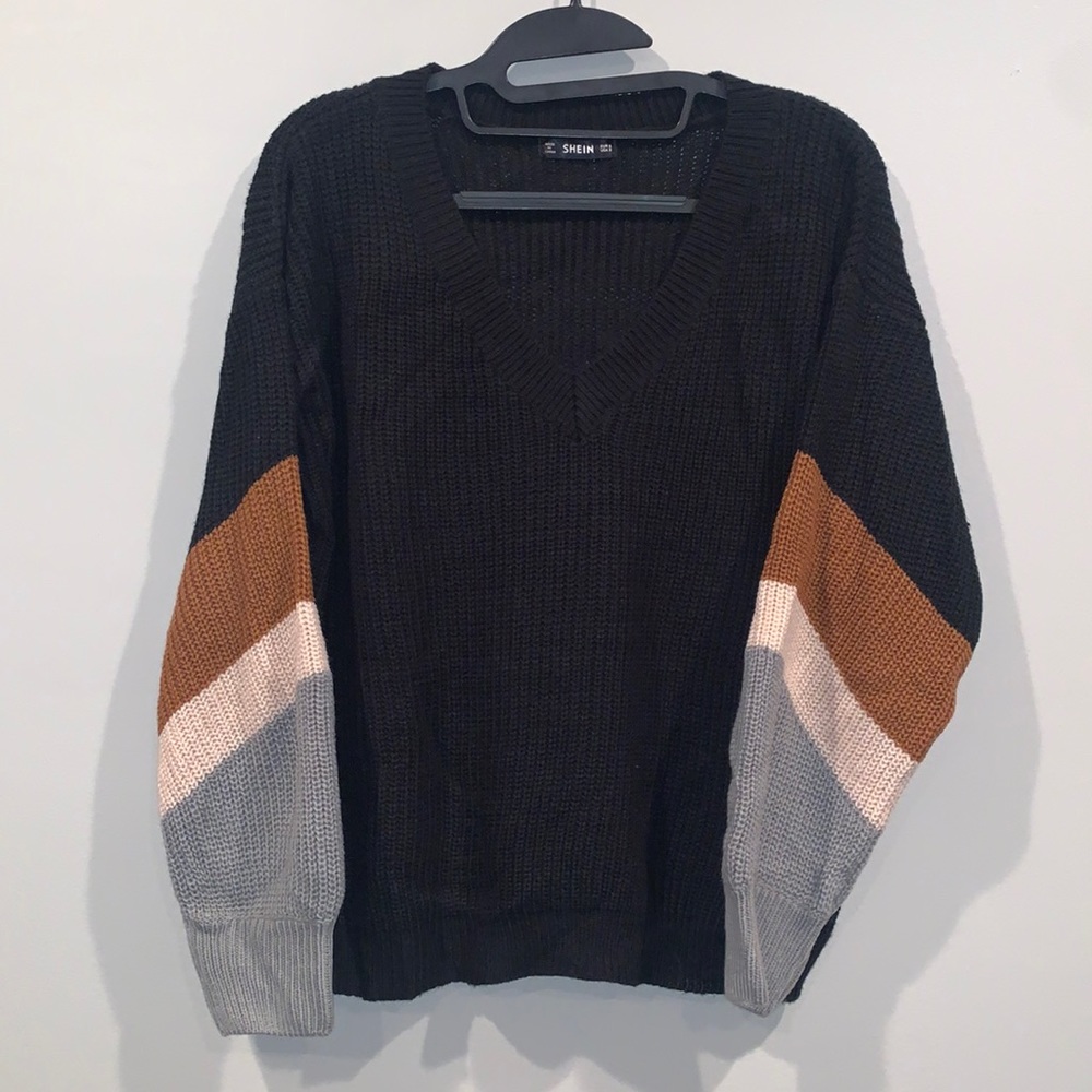 Never worn cute comfy sweater